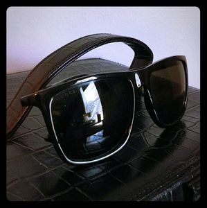 (Flash Sale!!!)AUTHENTIC MEN'S GUCCI SUNGLASSES